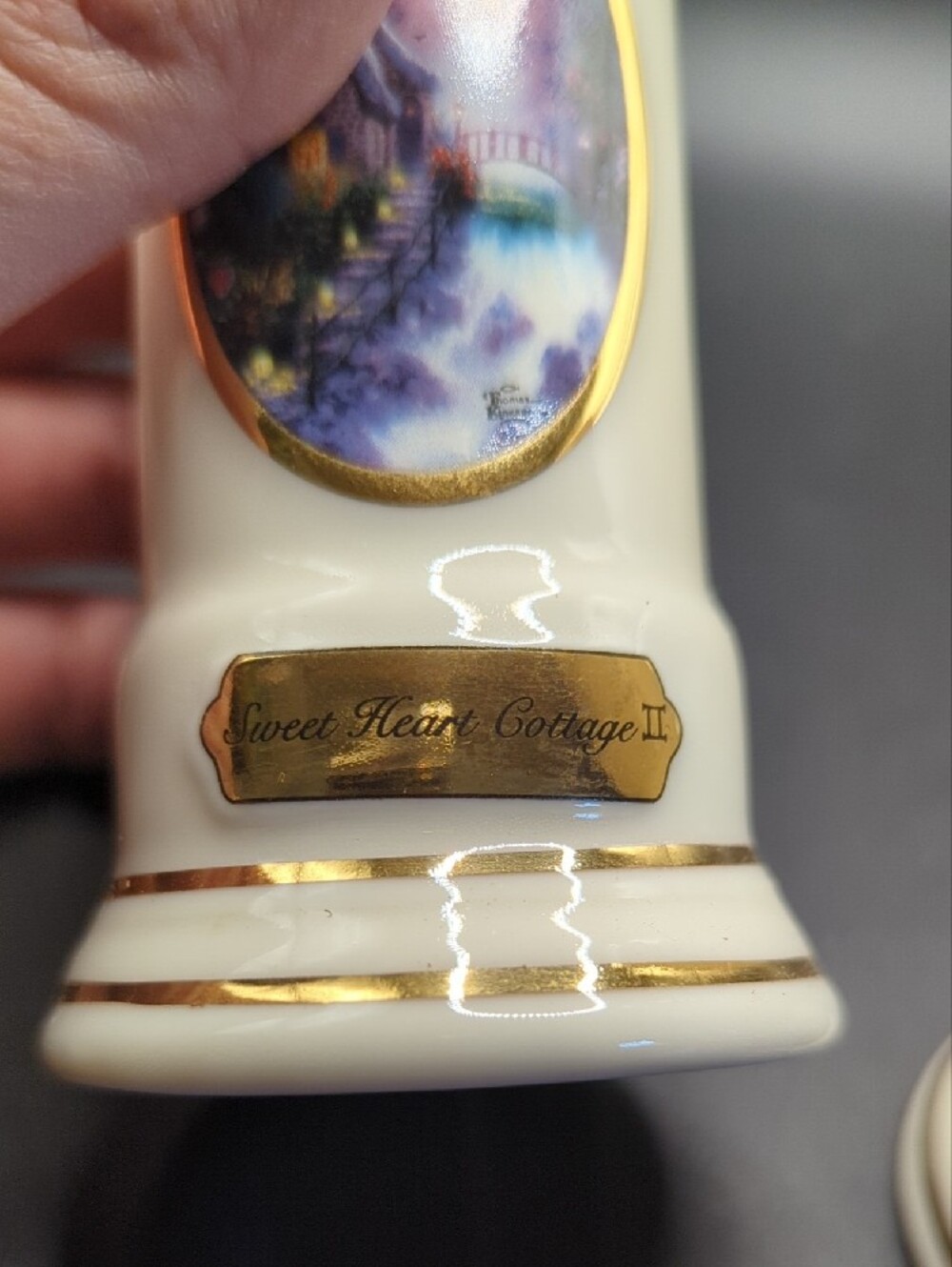 Avon │Thomas Kinkade │Painter Of Light │ Salt & Pepper Shakers│ Vintage - Picture 6 of 8